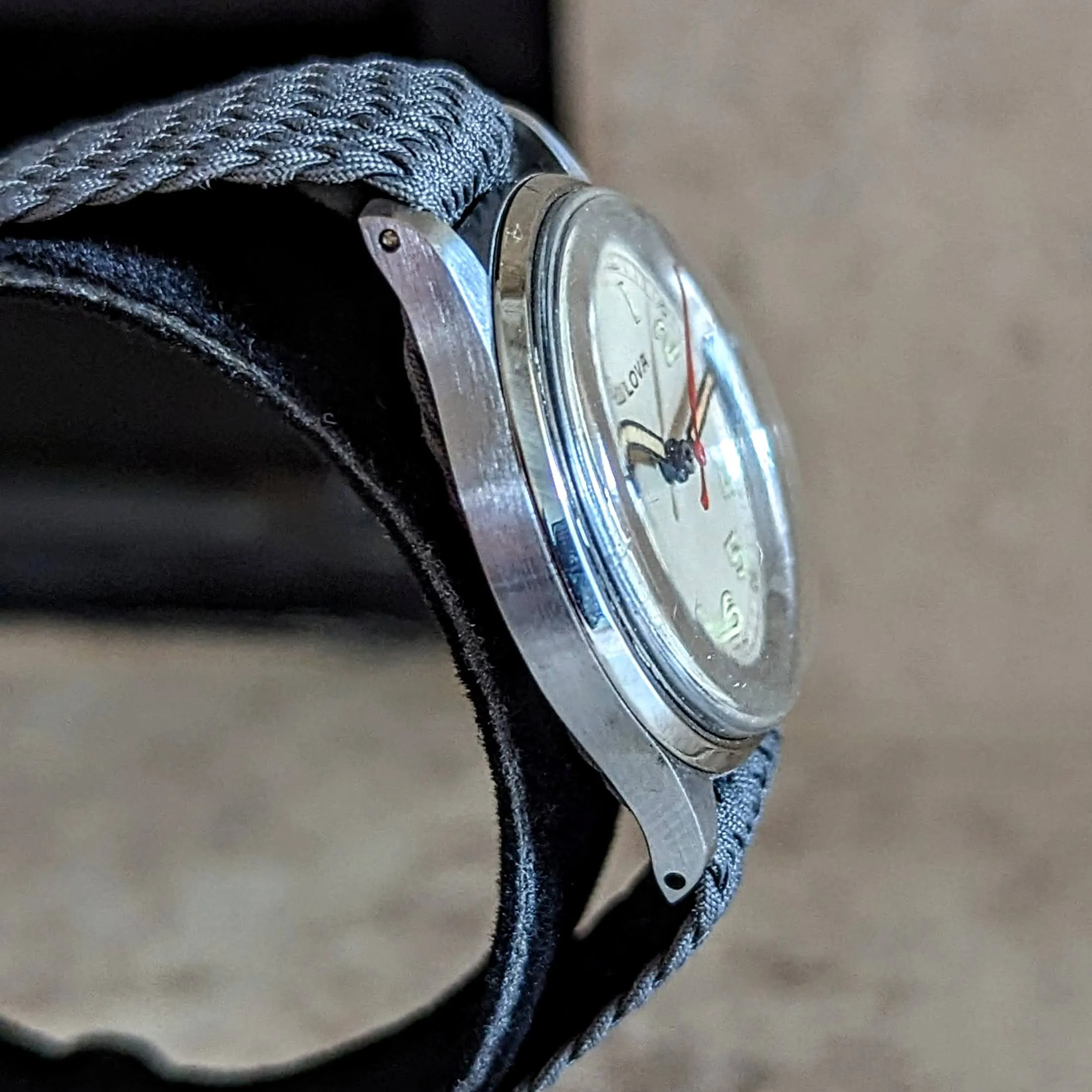 1945 BULOVA Watertite Military Wristwatch 17 Jewels 29mm Swiss Made Watch