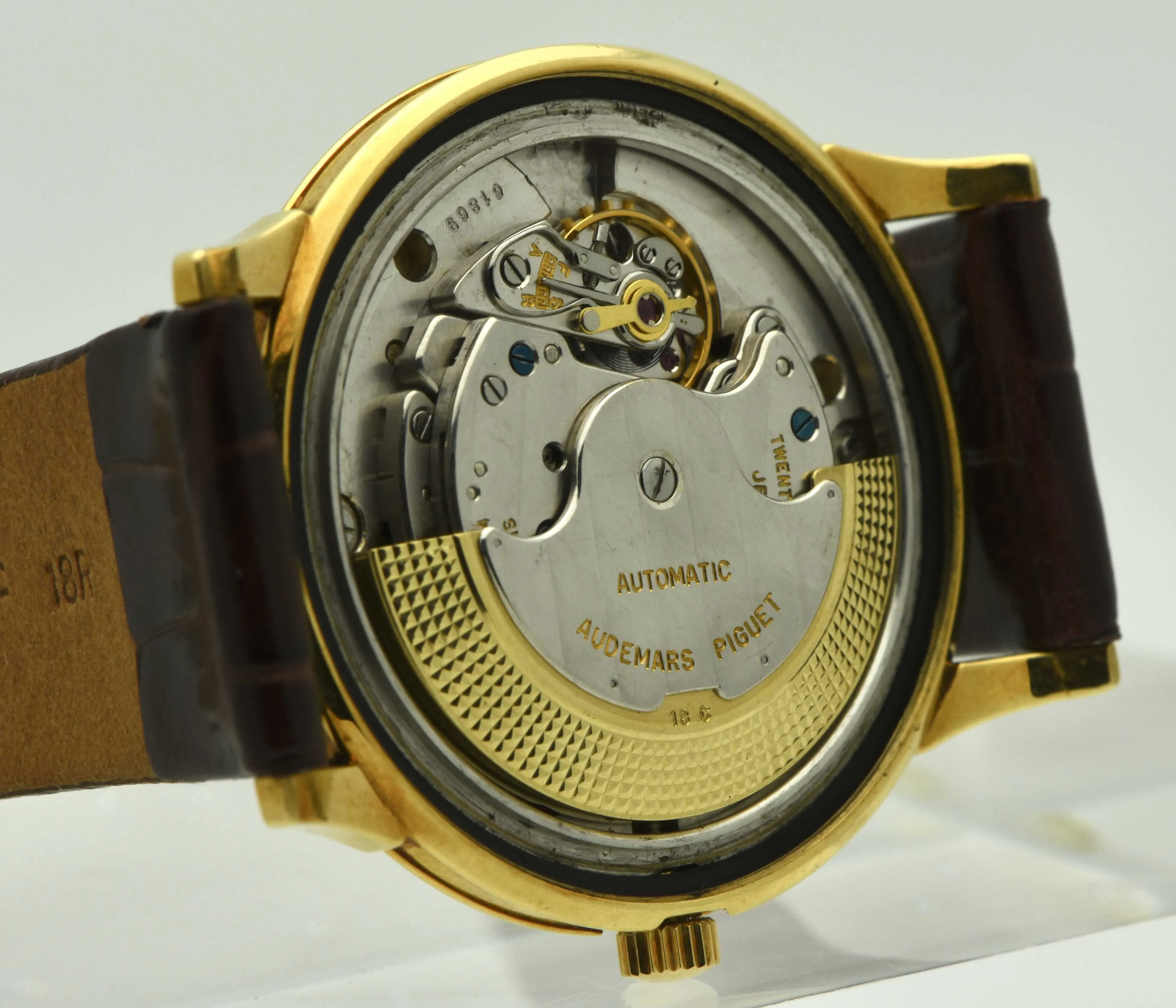 Audemars Piguet Calatrava-style Dress Watch with a Cross Hair Dial