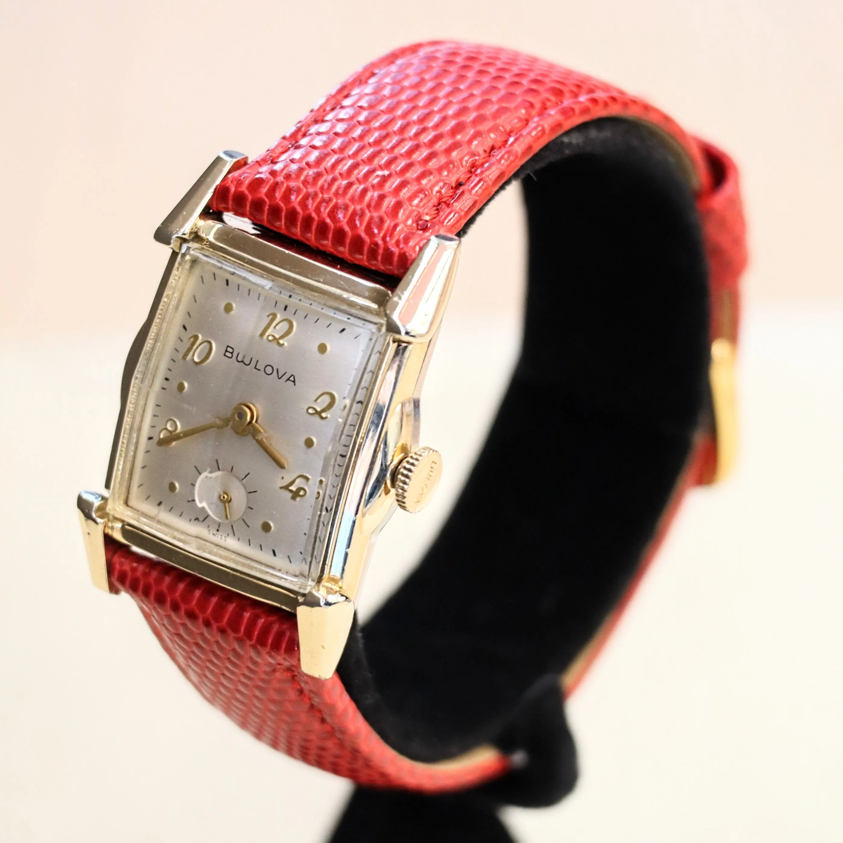 BULOVA 1954 ARDSLEY Watch 17 Jewels Cal. 10BT Fancy Case & Crystal Wristwatch