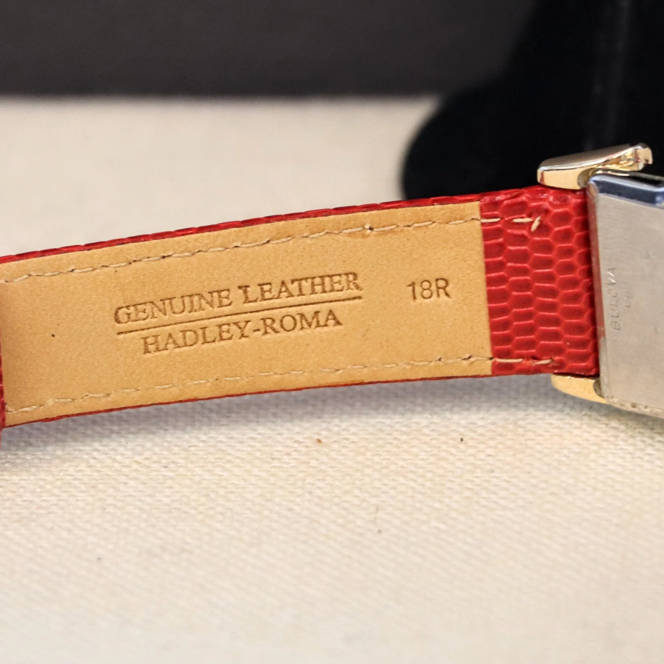 BULOVA 1954 ARDSLEY Watch 17 Jewels Cal. 10BT Fancy Case & Crystal Wristwatch