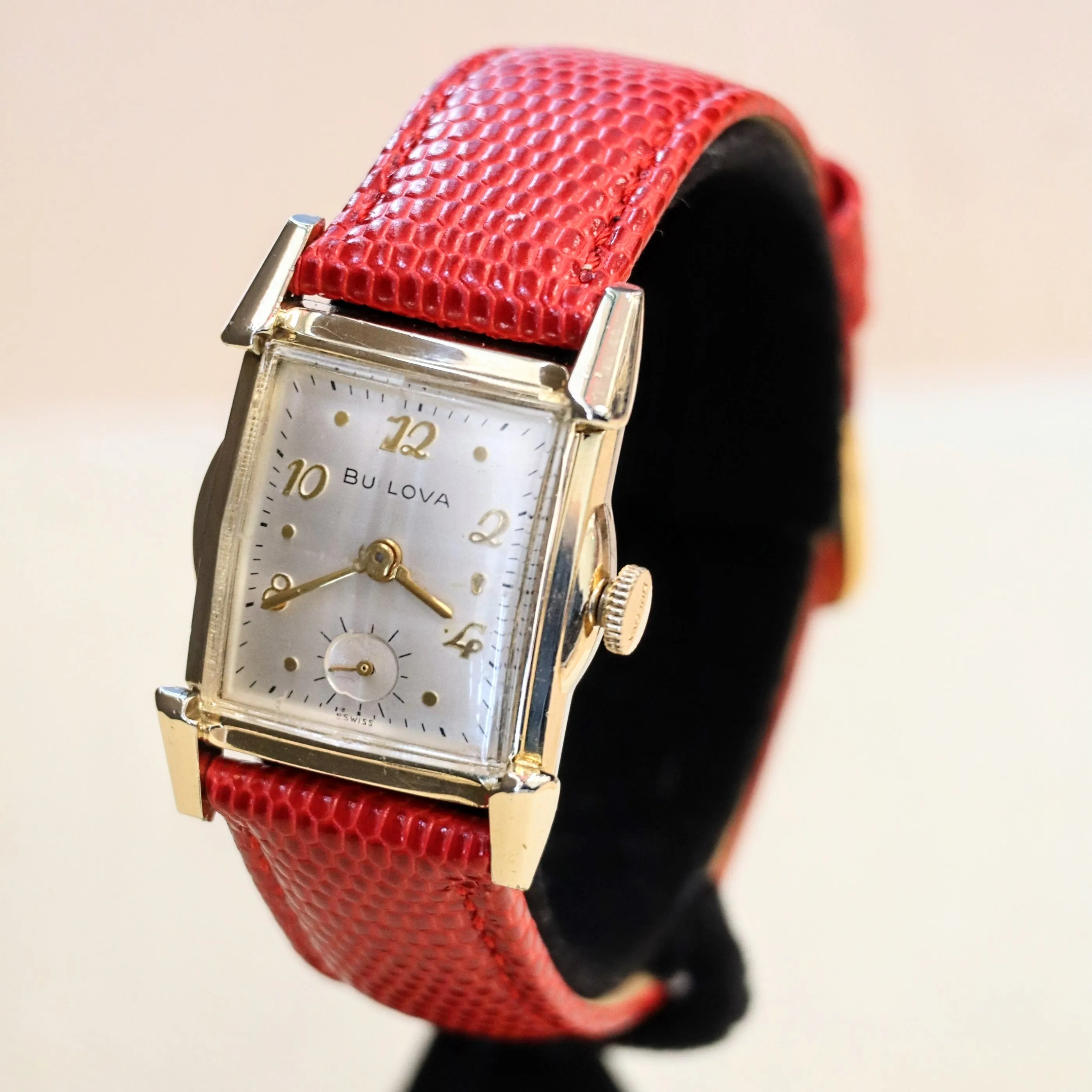 BULOVA 1954 ARDSLEY Watch 17 Jewels Cal. 10BT Fancy Case & Crystal Wristwatch