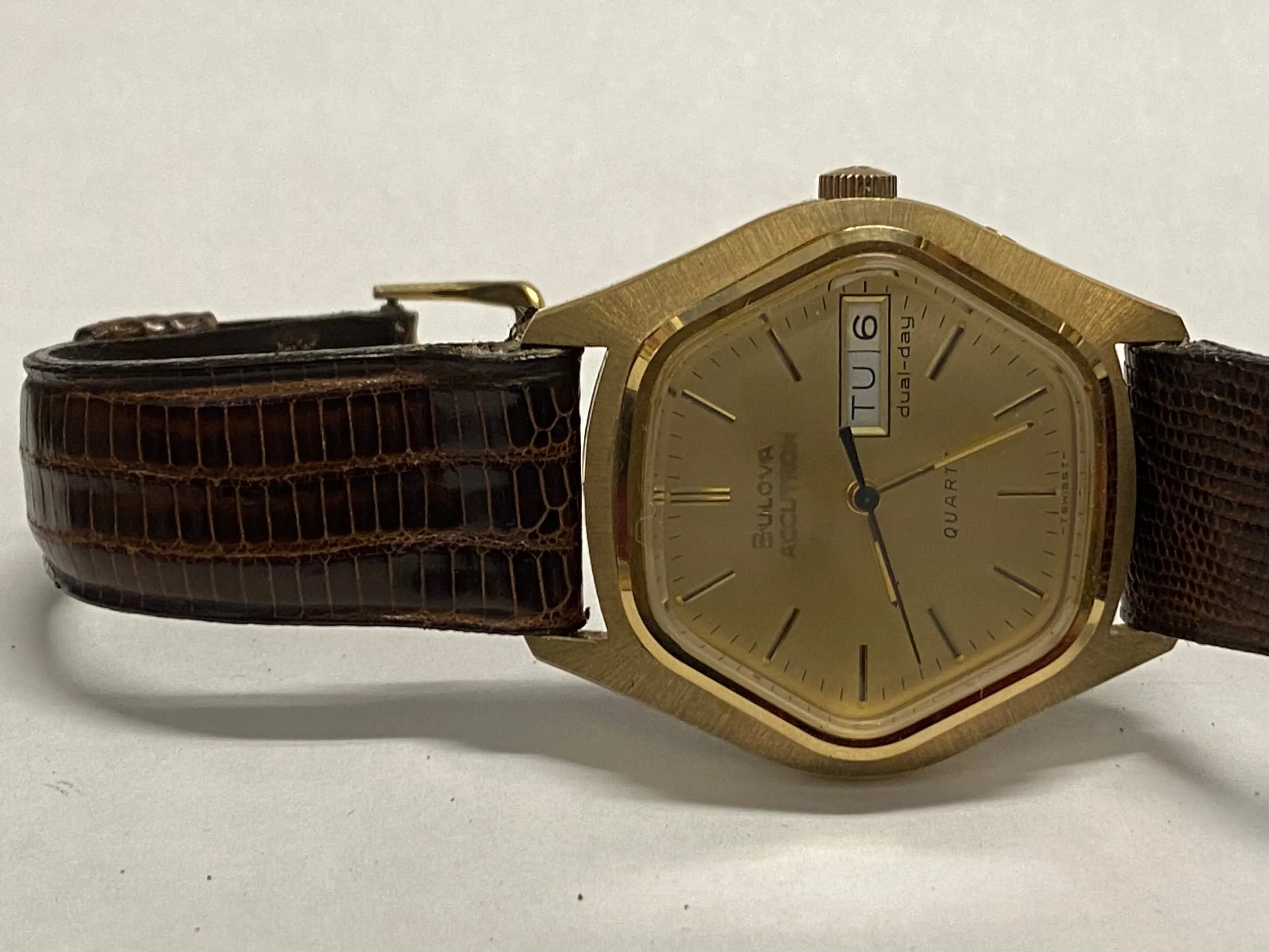 BULOVA Accutron Solid Gold Octagonal Case C.1960's Men's Watch- $10K APR w/ COA!