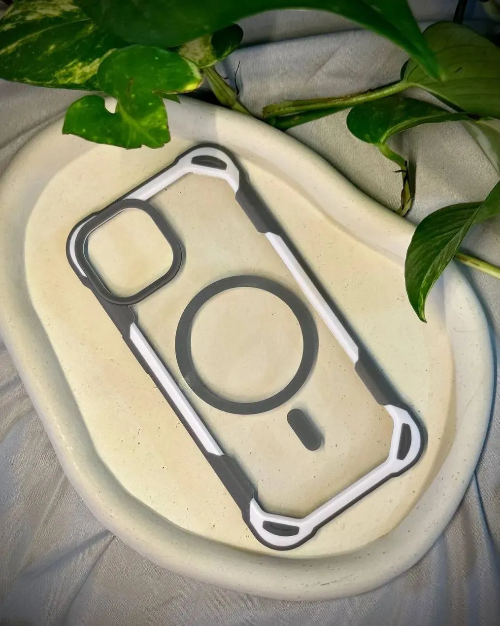 Colored Border Magsafe Case iPhone 13 Pro Max