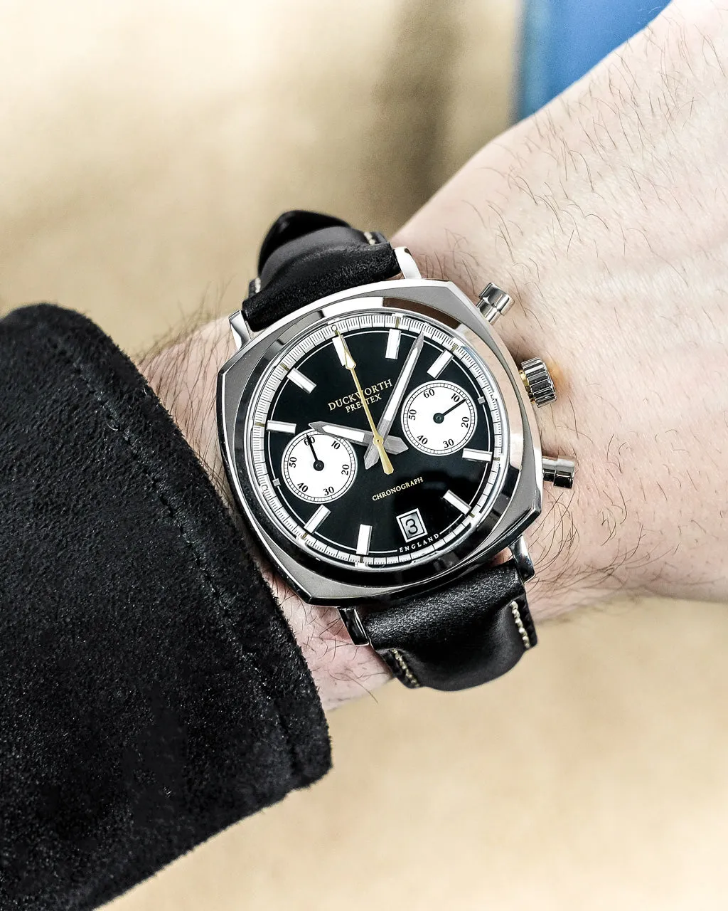 DP Watch Chronograph 42 Black Sunburst Black Leather