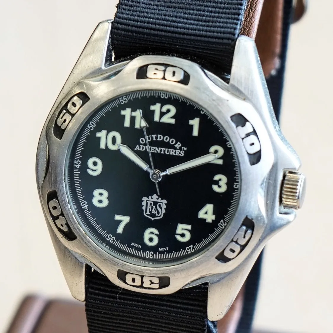 FIELD & STREAM Adventures Watch Black Luminous Dial Vintage Wristwatch 100FT WR
