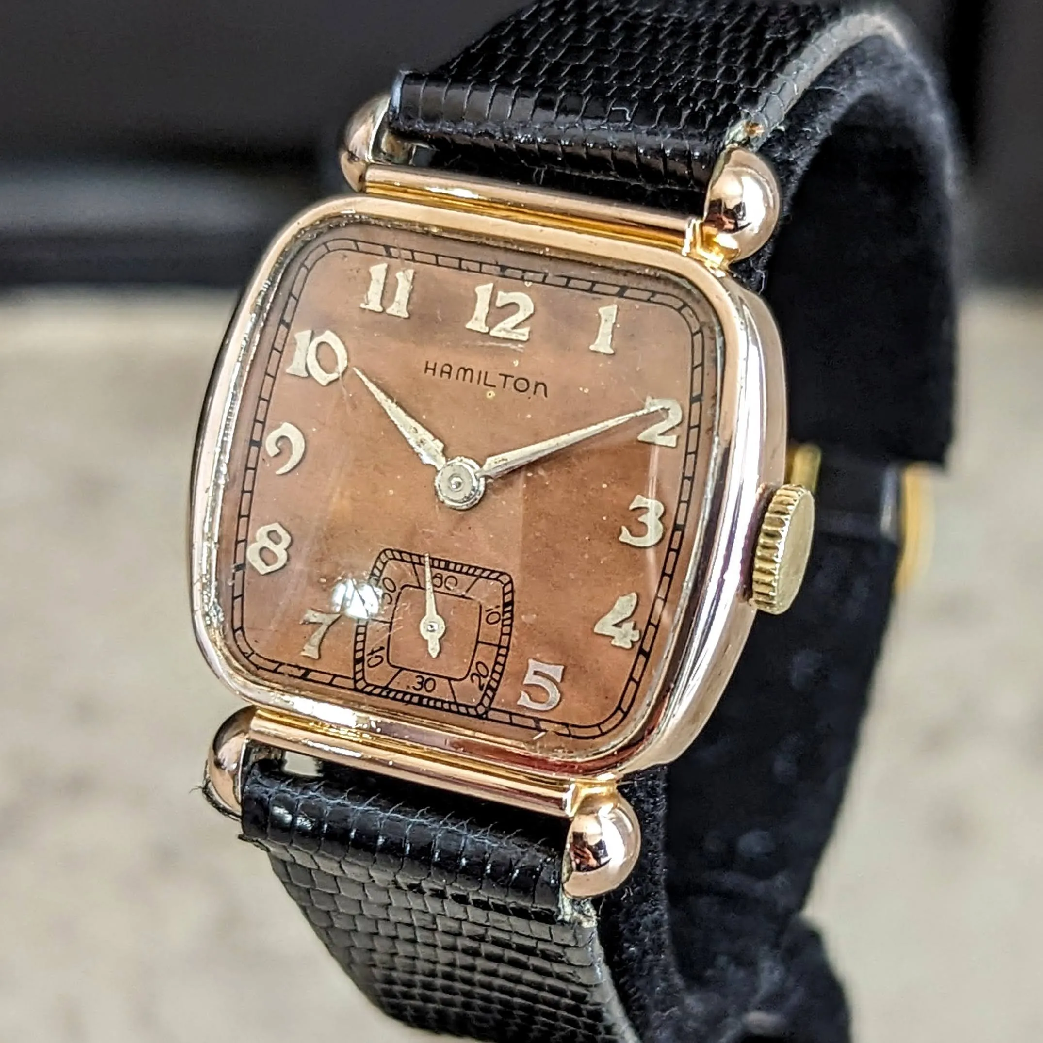 HAMILTON 1941 Coral Martin Wristwatch 17 Jewels Grade 987A  U.S.A. Made Watch