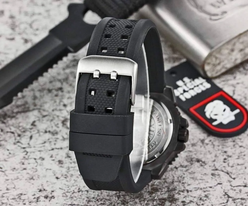 Military-Grade EDC Survival Watch - Waterproof Tactical Timepiece