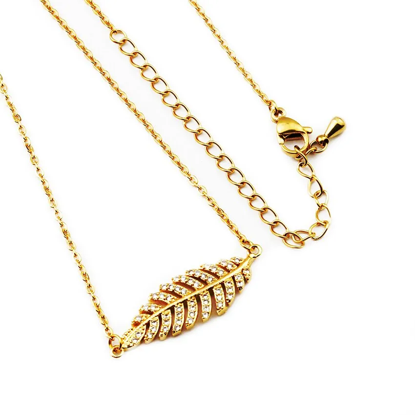 New Vintage Big Leaf Rhinestone Pendant Necklace