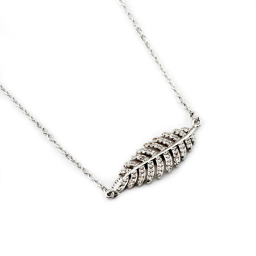 New Vintage Big Leaf Rhinestone Pendant Necklace