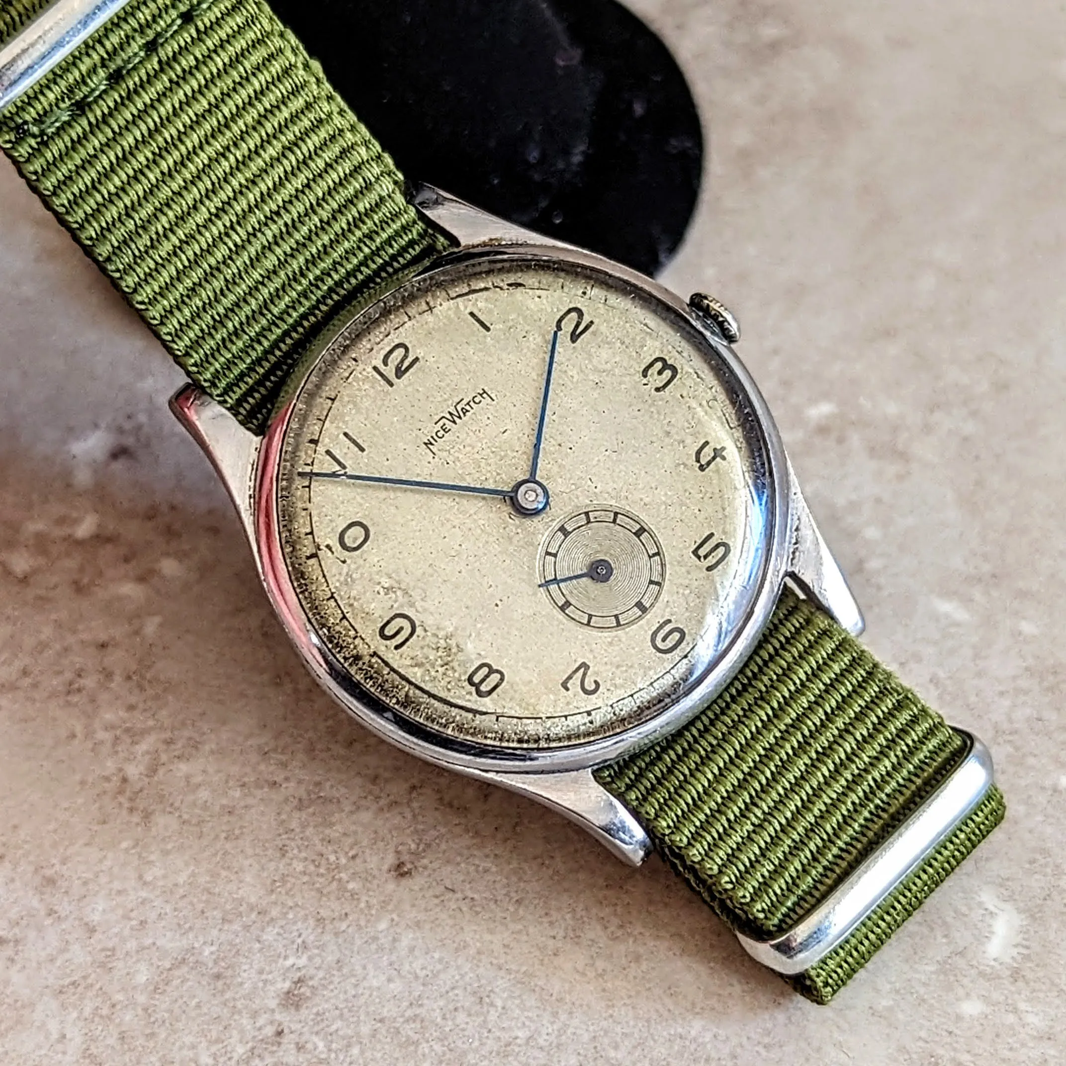NICE WATCH Military Style 34.5mm Wristwatch Swiss Cal. ETA 960 Watch