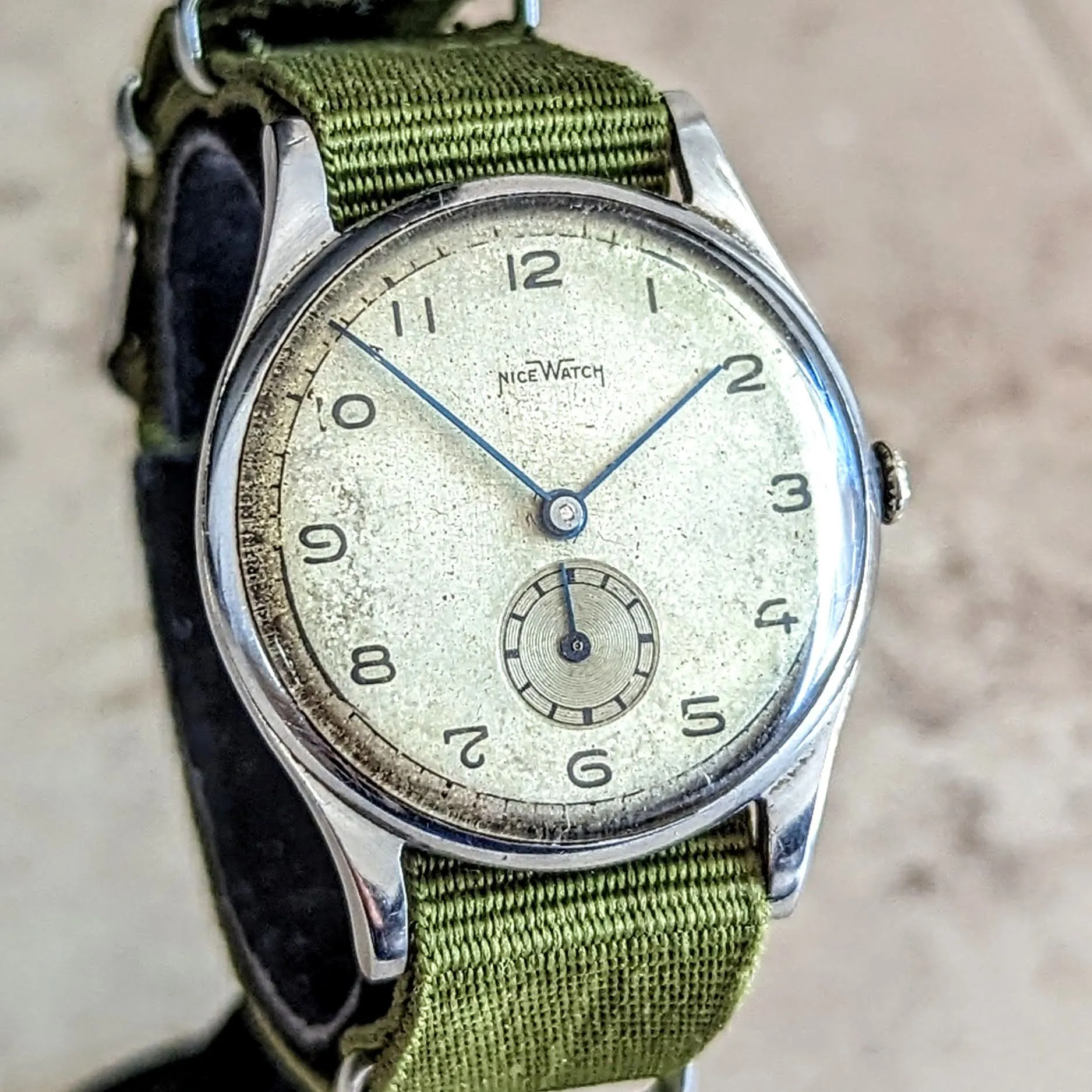 NICE WATCH Military Style 34.5mm Wristwatch Swiss Cal. ETA 960 Watch