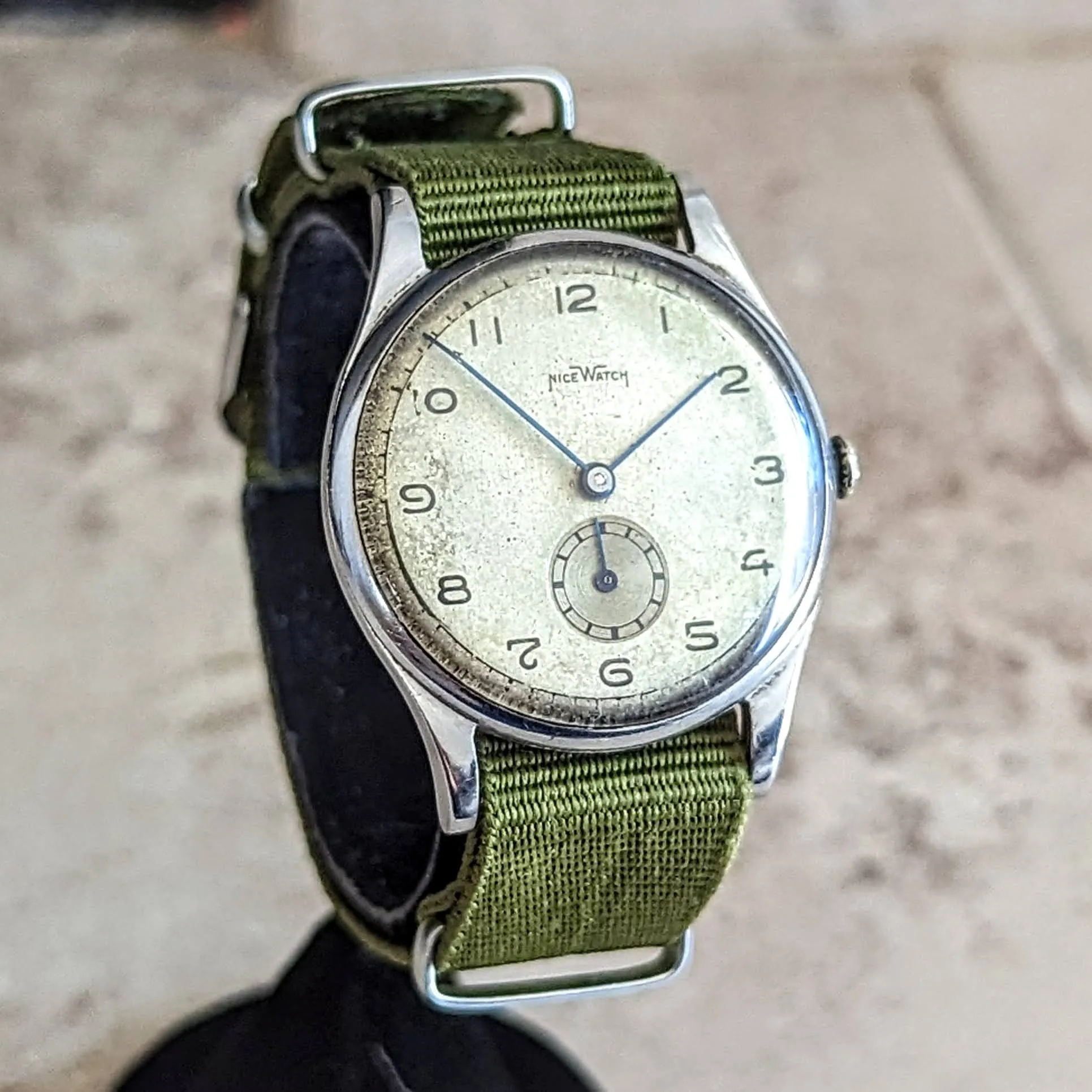 NICE WATCH Military Style 34.5mm Wristwatch Swiss Cal. ETA 960 Watch