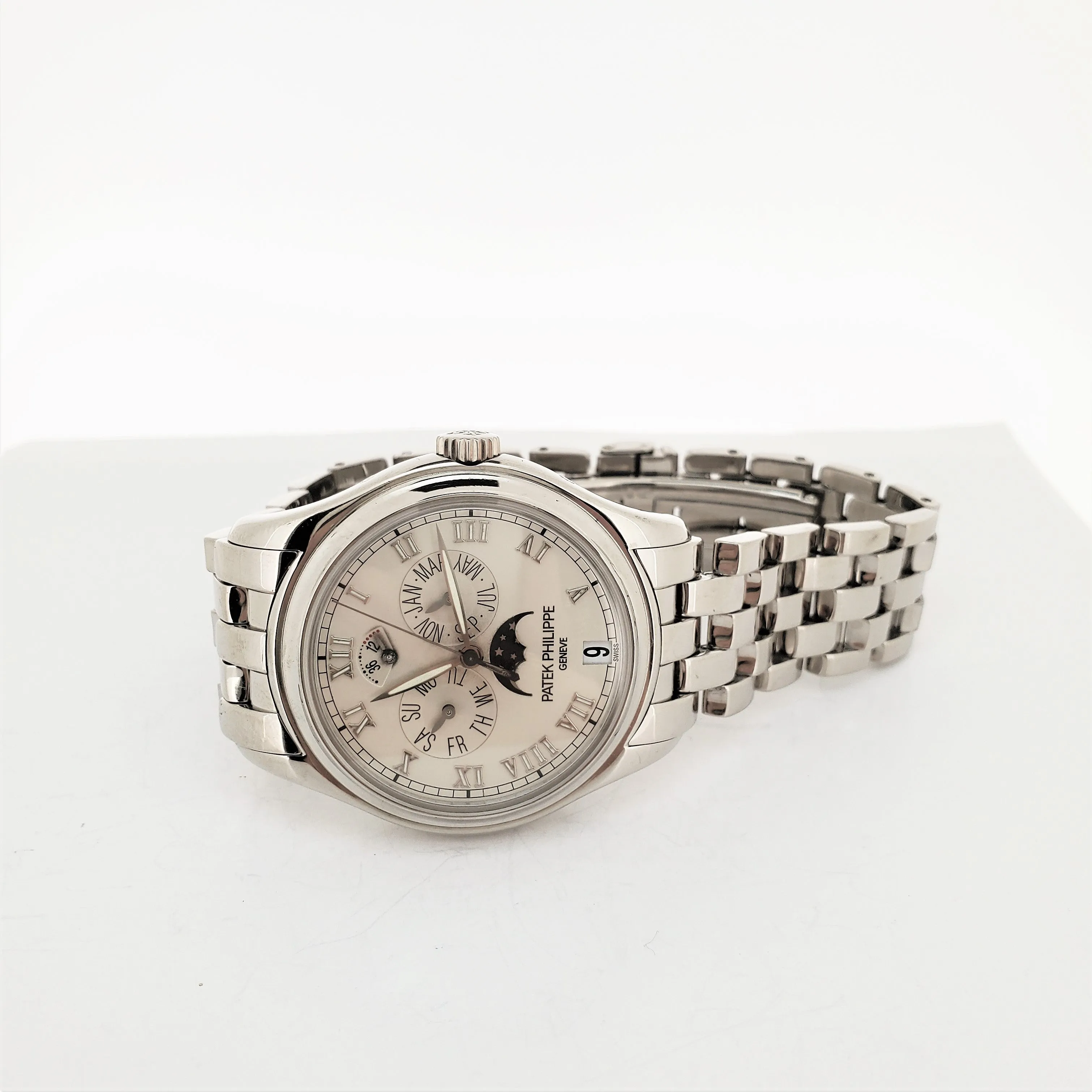 Patek Philippe 5036/1G Annual Calendar Watch in White Gold, Circa 2002