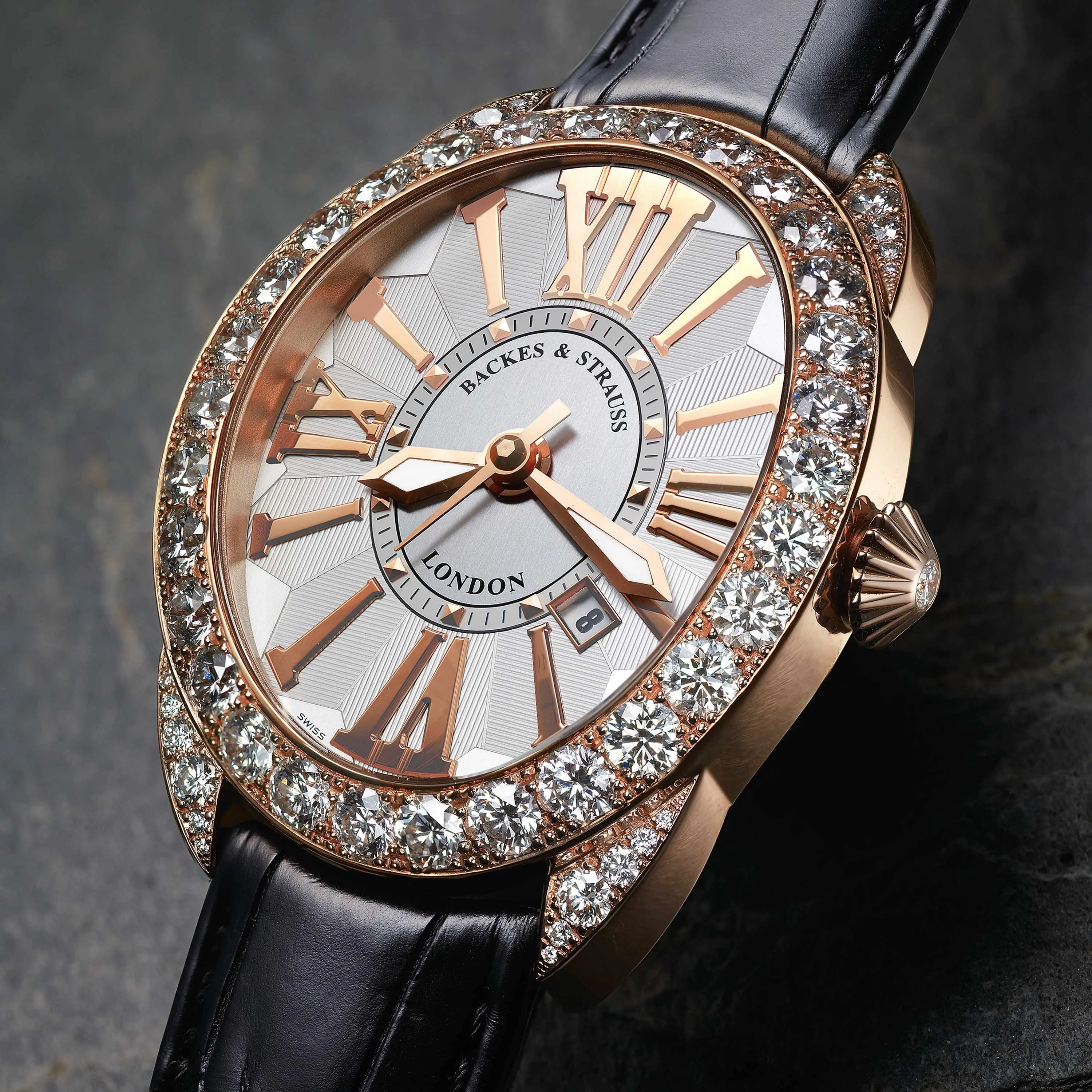 Regent 4047 Luxury Diamond Watch for Men and Women - 40 x 47 mm Rose Gold - Backes & Strauss
