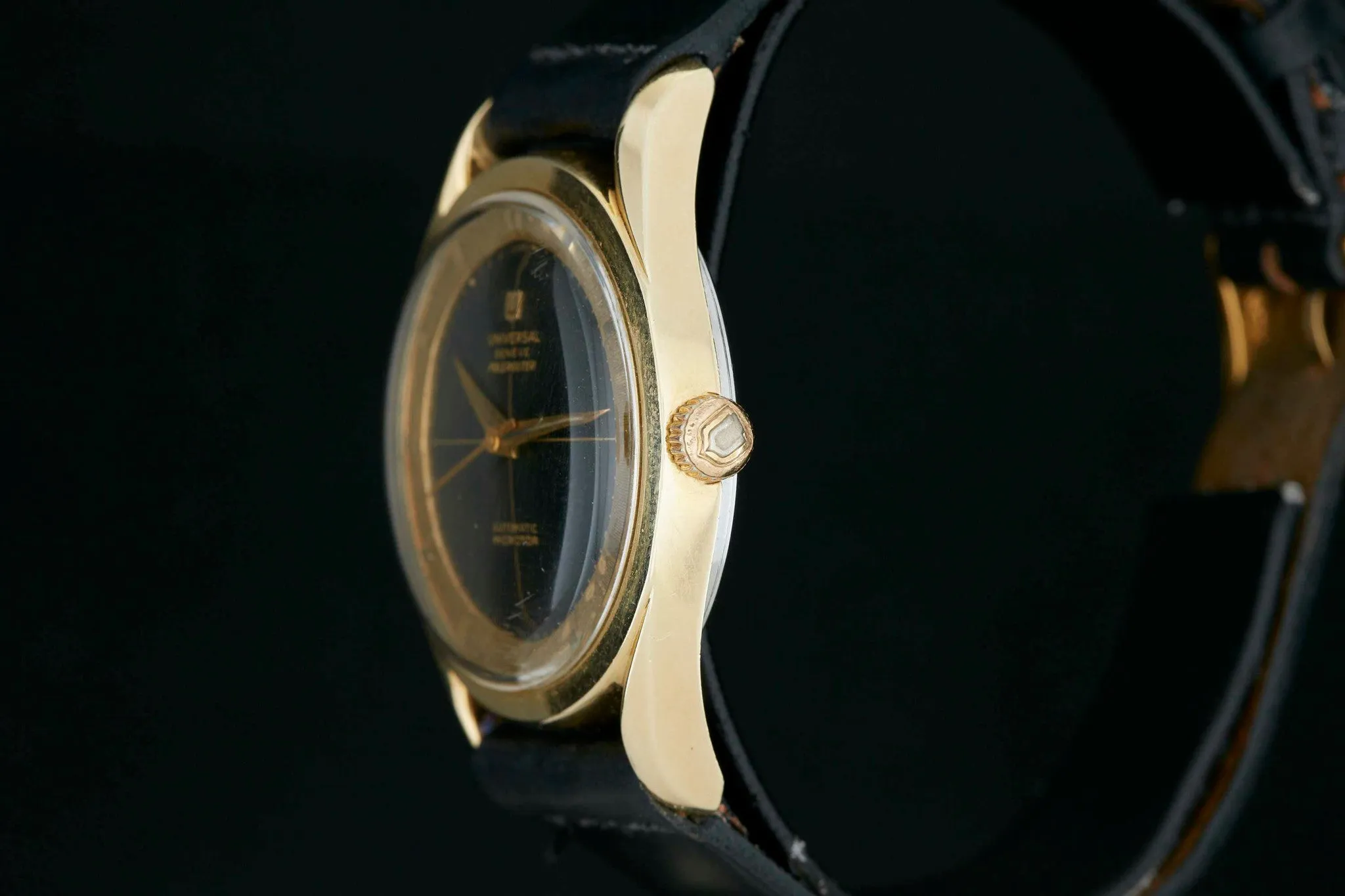 Universal Genève Polerouter  Gold Plate