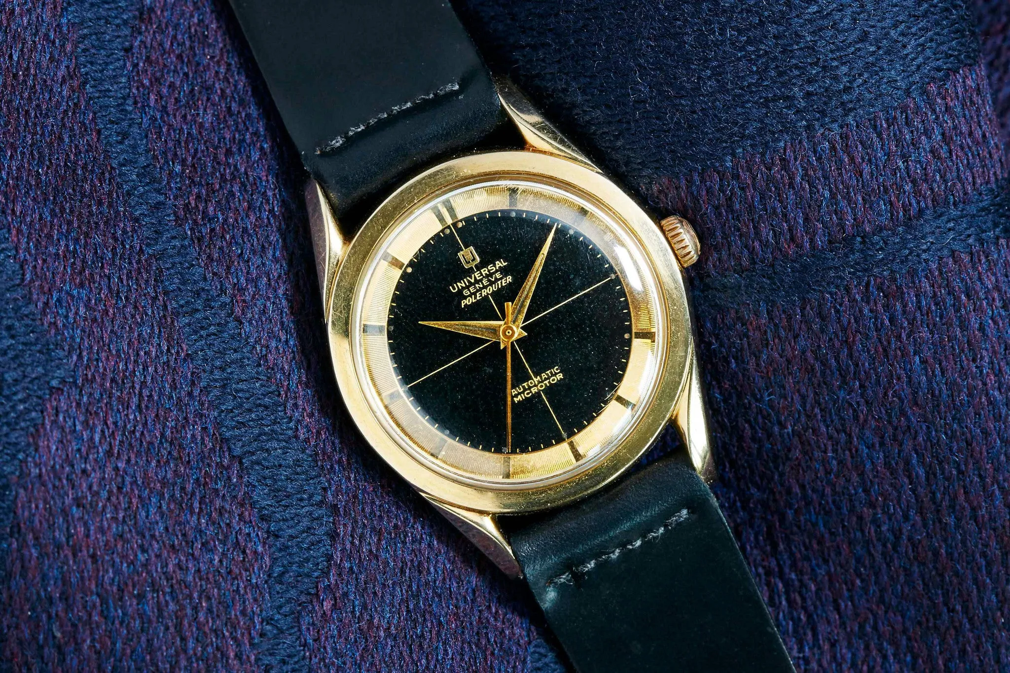 Universal Genève Polerouter  Gold Plate