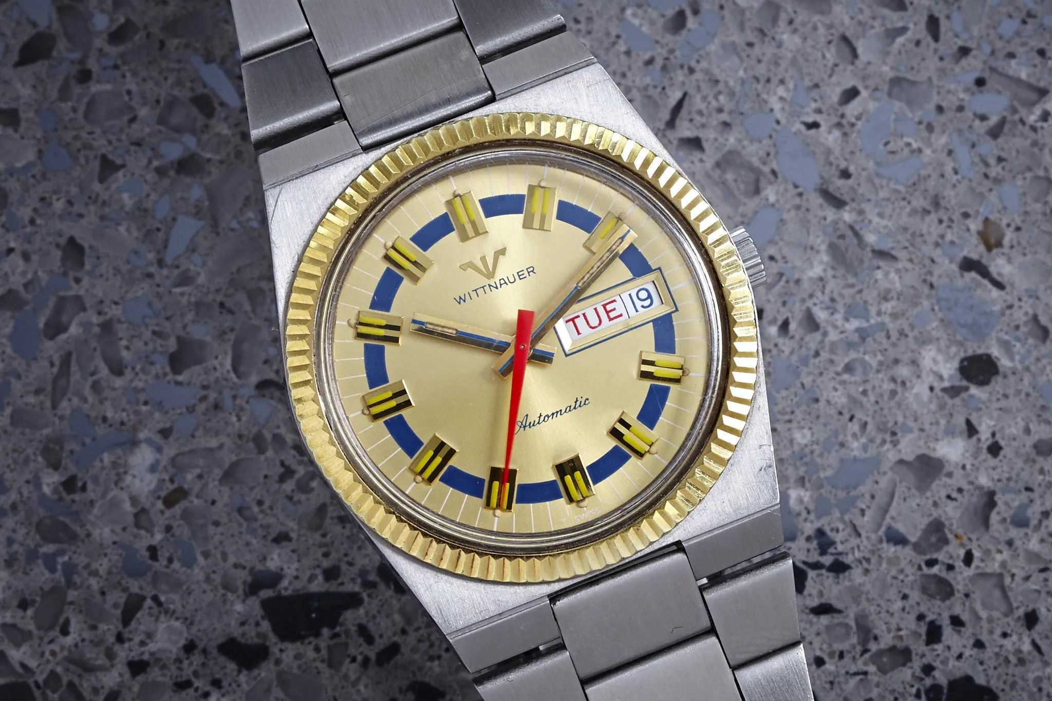 Wittnauer Two-Tone Day   Date