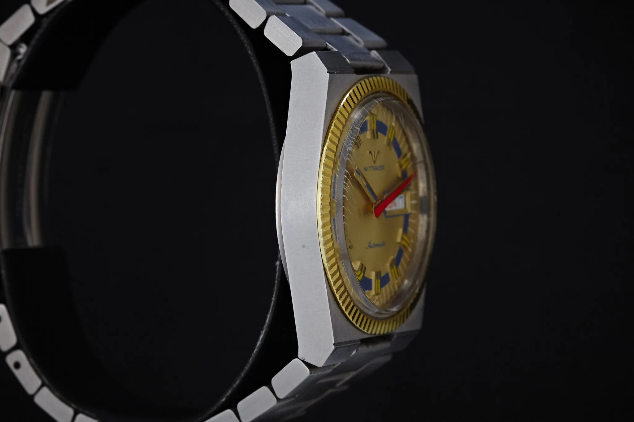 Wittnauer Two-Tone Day   Date